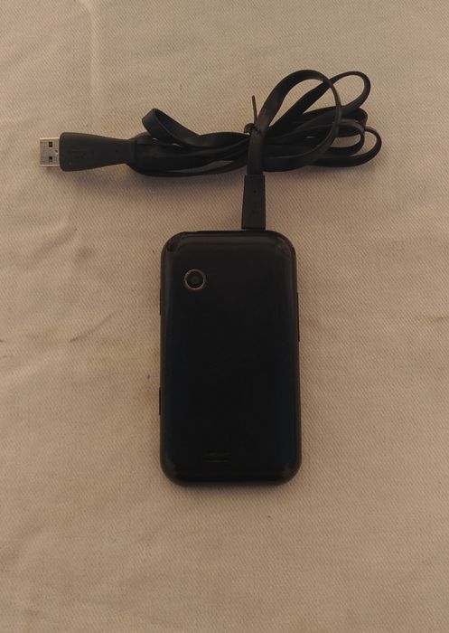 Telemóvel Samsung GT-E2652W