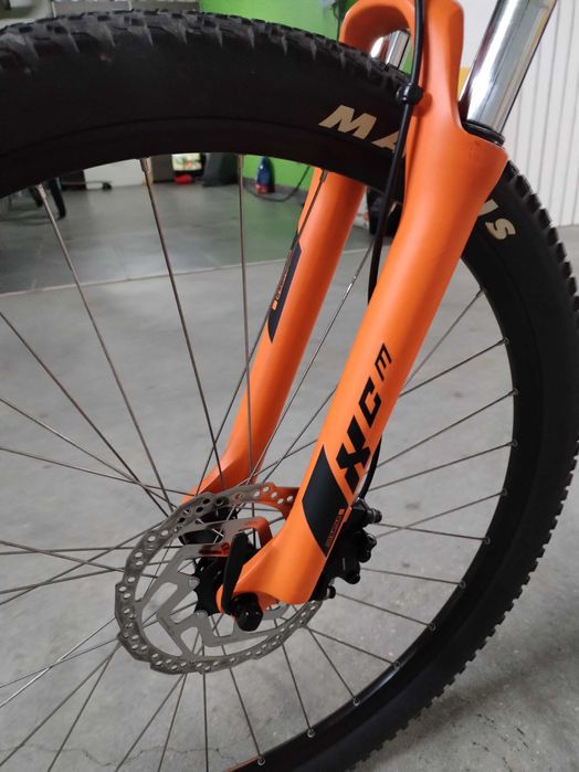 Bicicleta montanha KTM