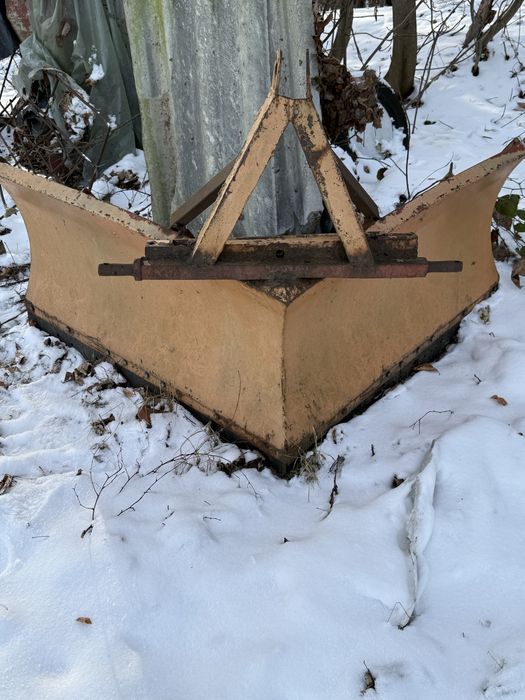 Pług do śniegu do traktora