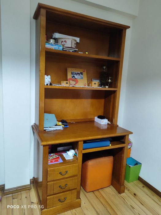 Vendo quarto como novo.