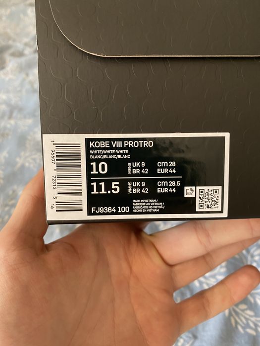 Buty Nike Kobe 8 Protro Halo Triple White