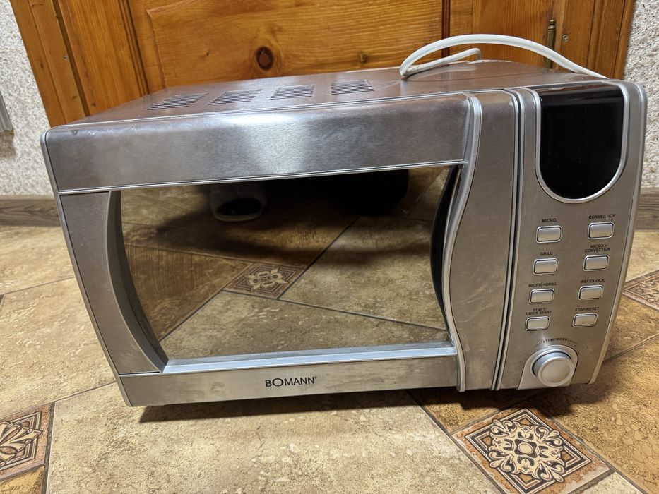 мікрохвильова піч