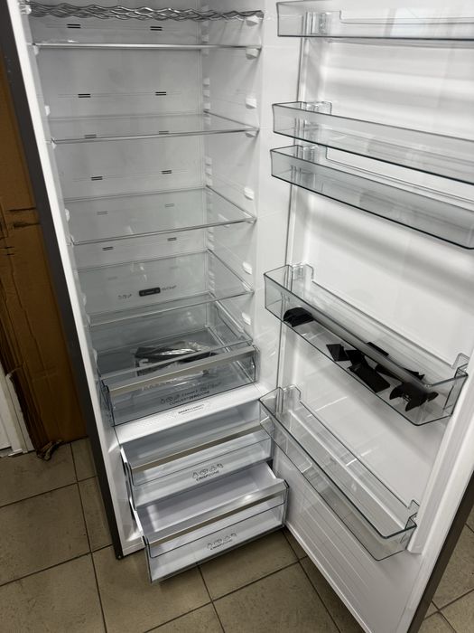 Холодильник Gorenje  Nofrost 384л  R619CSXL6