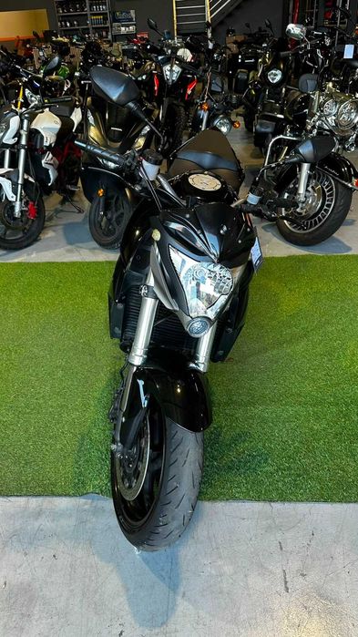 cb 1000r 2009 preta
