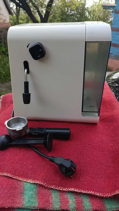 Продам кофеварку VITEK  VT-1504BW