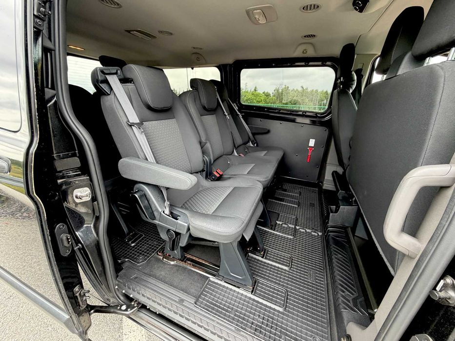Ford Transit 9-osobowy – wynajem busa | Legnica
