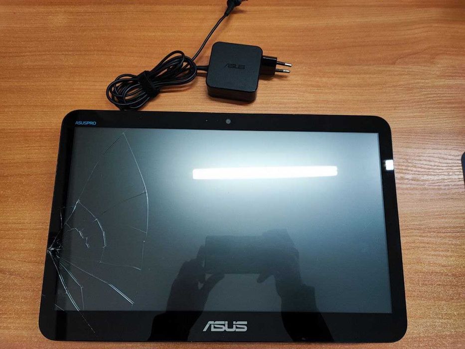 Моноблок Asus All-in-One A4110-BD239M