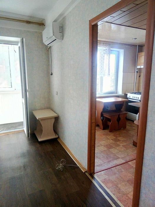 Продаж 1-кімнатної квартири,Правий берег (213-297-223)