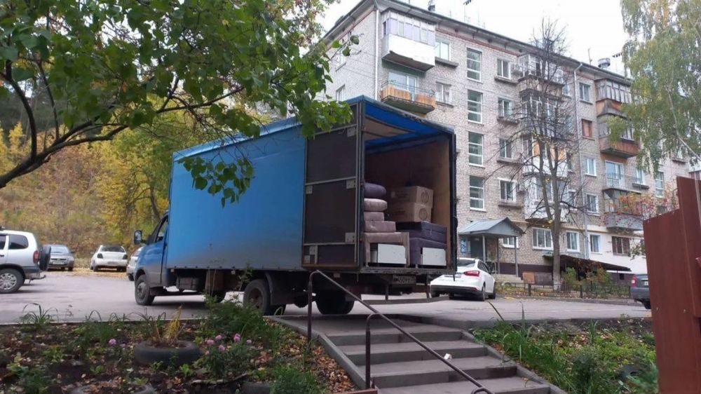 Грузоперевозки , Грузчики , Вантажні перевезення , Перевозка мебели