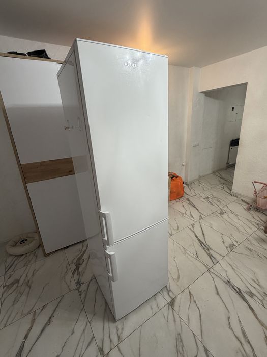 Холодильник  AlTUS