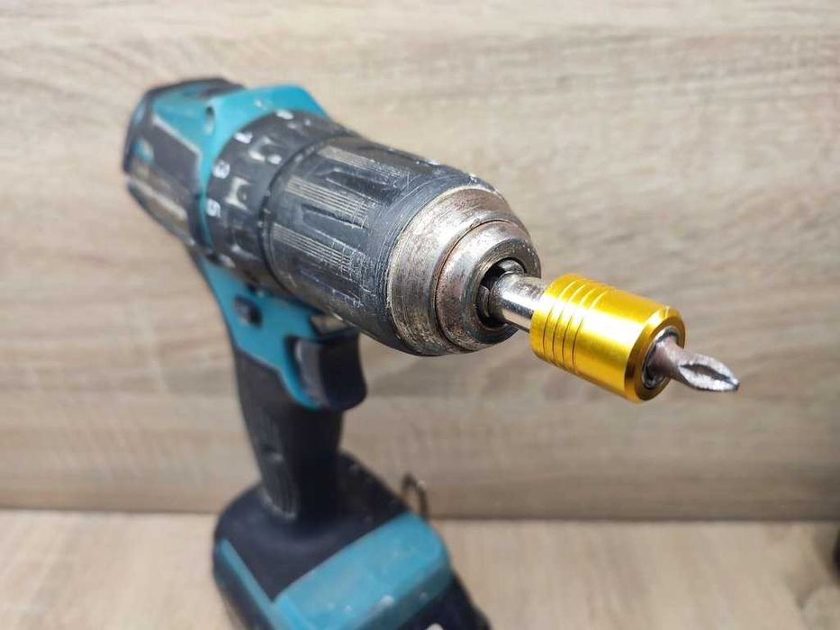 Wkrętarka Makita DDF483 + ładowarka