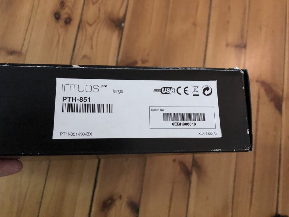 Tablet Wacom PTH-851 (uszkodzony pen)