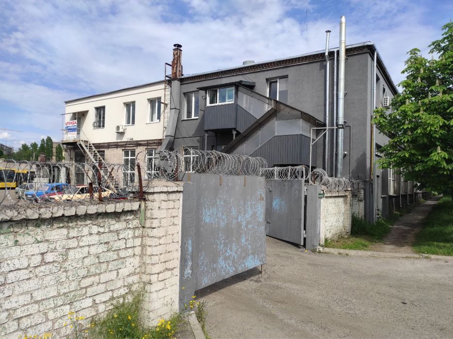 Продам офис левый берег ул.Каштановая возле ОККО