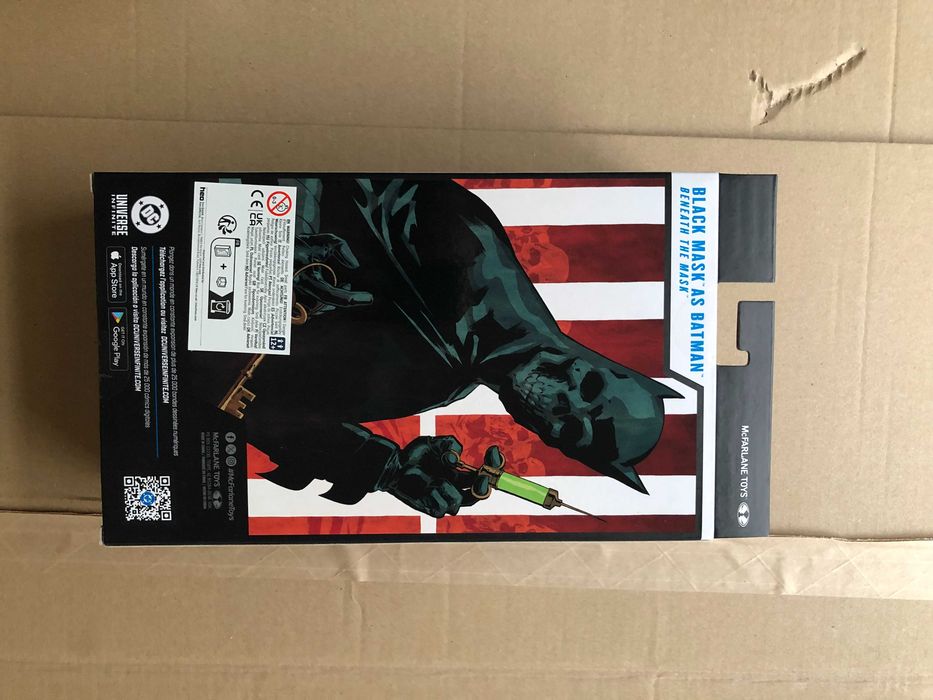 DC Multiverse Action Figure Black Mask as Batman (Beneath the Mask)