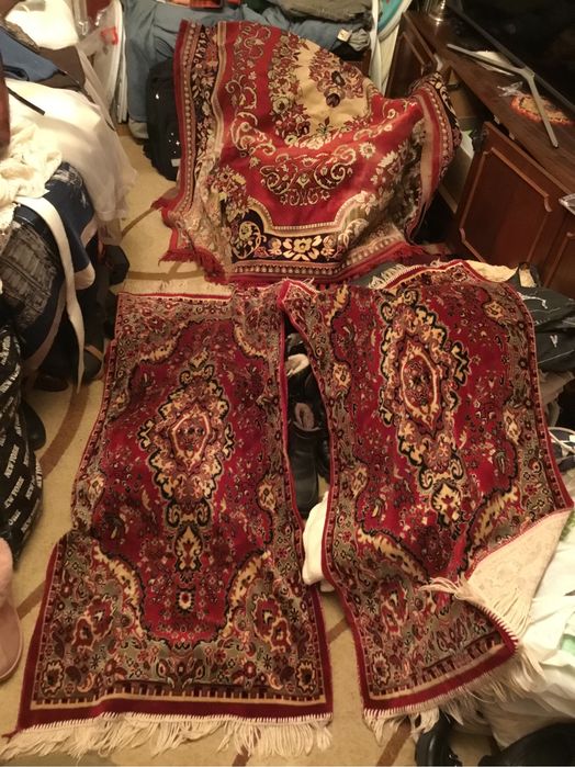 Хустки пухові килим