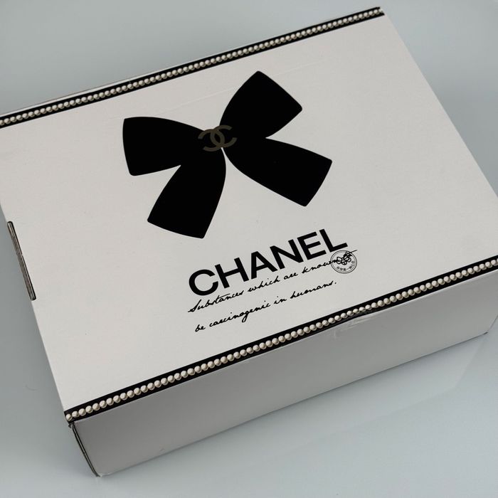 Сумка з натуральної гладкої шкіри Chanel бордова, фурнітура срібна