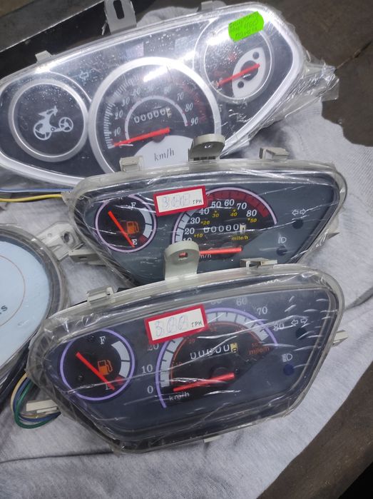 Продам спидометры от Viper wind, Viper STORM, JBW CO