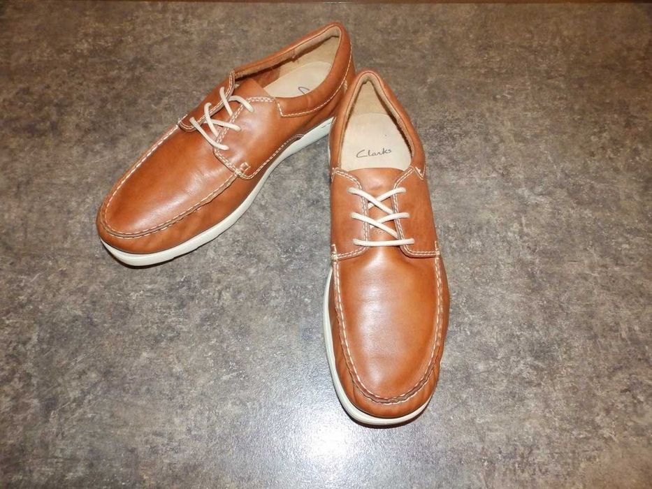 Лёгкие туфли , мокасины Clarks .