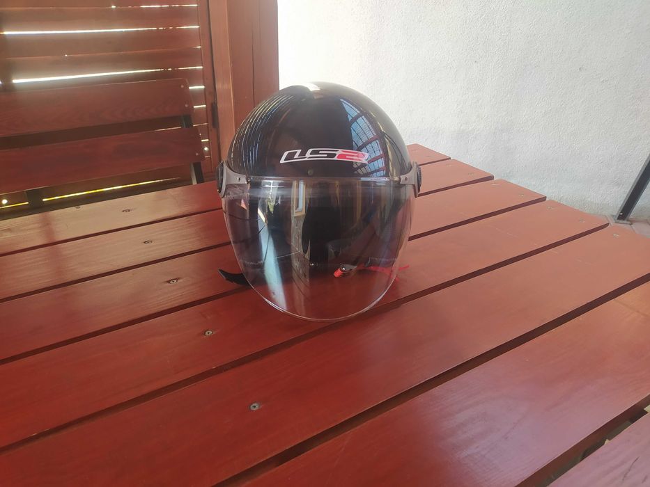 Sprzedam kask rozmiar l