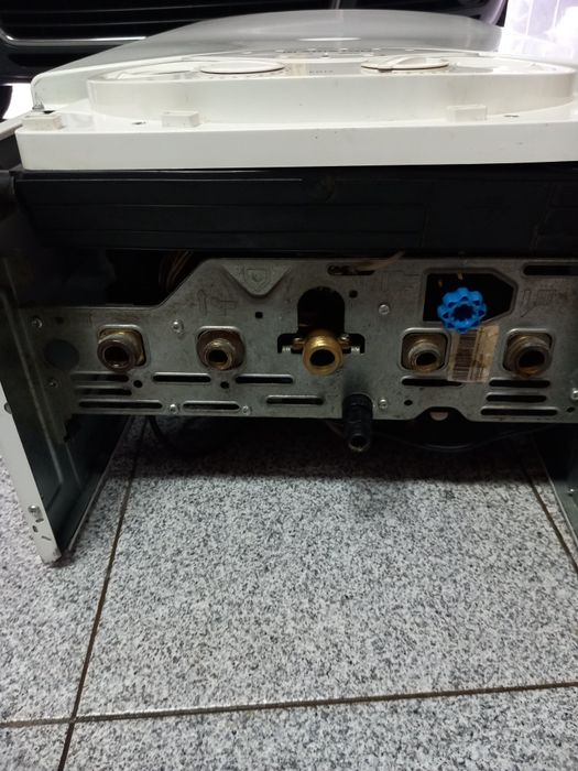 Vendo caldeira gás natural Ariston