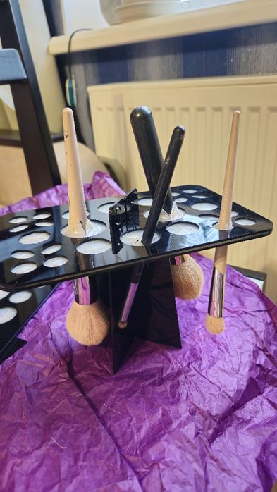 Підставка для сушки пензлів кистей