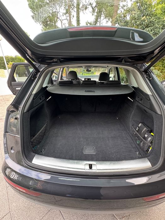 Audi Q5 2.0 TDI 190 cv, com caixa automática S tronic e tração integral quattro, versão Sport, de setembro de 2017.