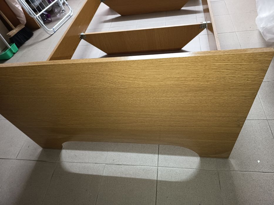 Cama solteiro em bom estado 1,88 x 1