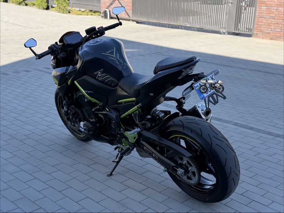 Продам  KAWASAKI Z 900 2023 рік
