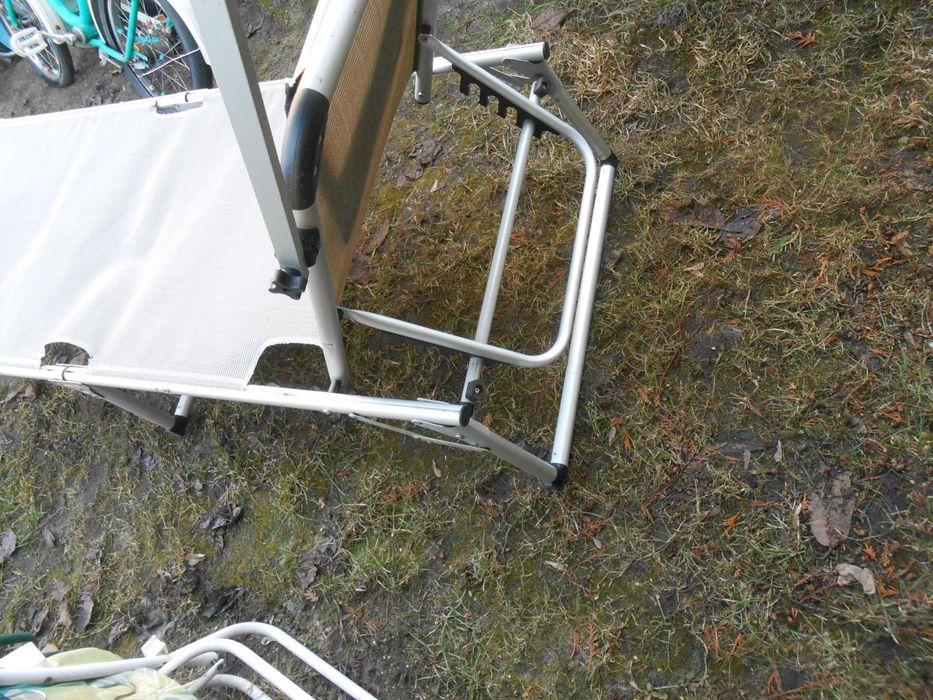 Leżak ogrodowy / składany