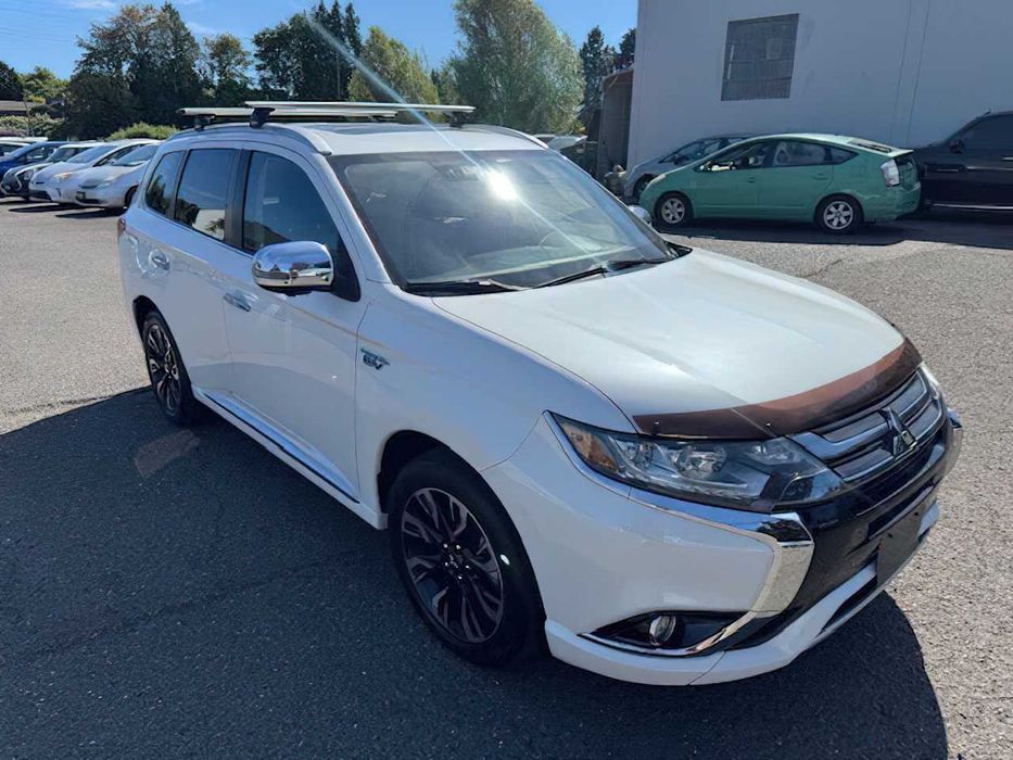 Mitsubishi Outlander PHEV GT      2018