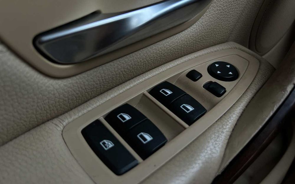 BMW 328XI 2013