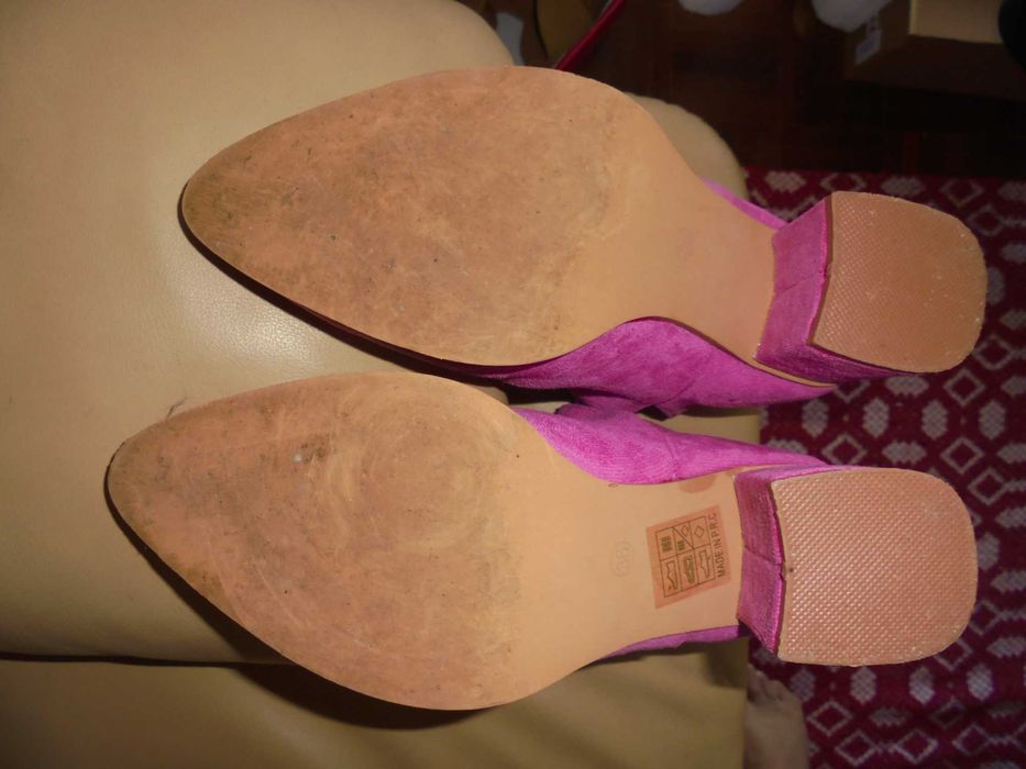 Botins de senhora cor - de - rosa