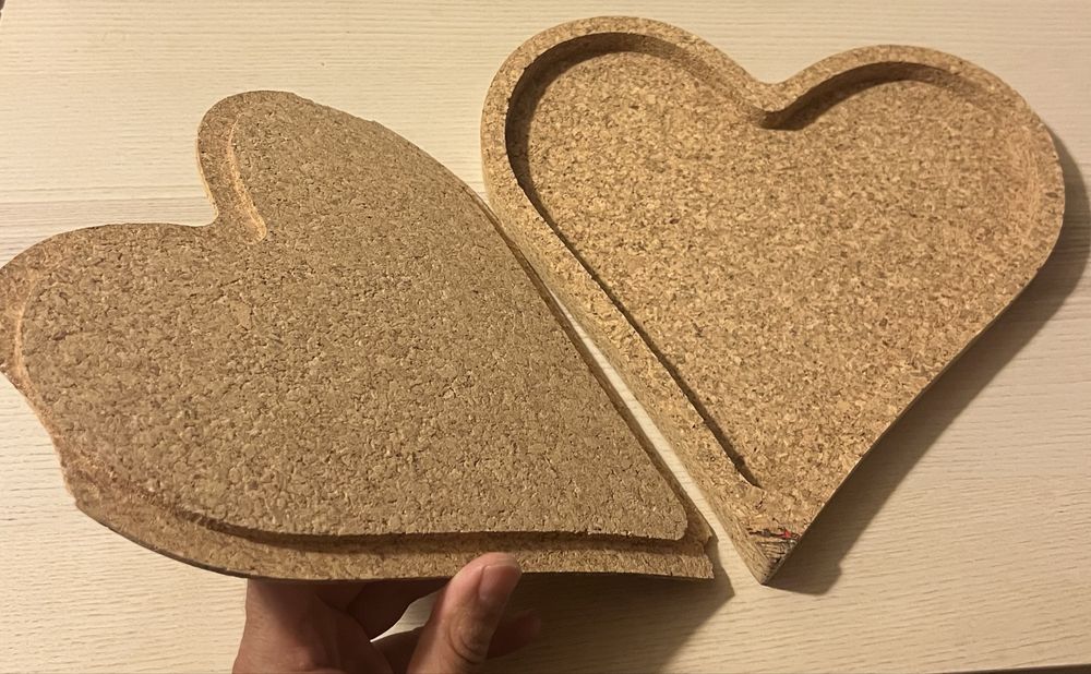 Caixa Decorativa Coração em Cortiça – Obra de Arte com Relevo Único