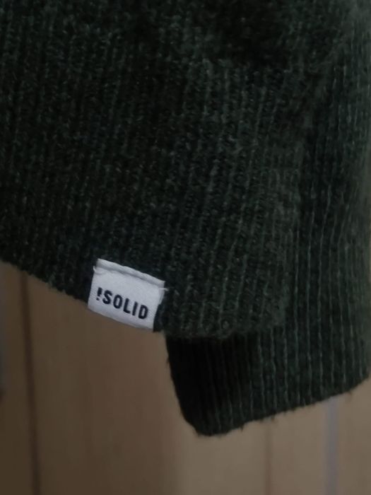 Sweter męski XL  marki !SOLID w kolorze zgaszonej, butelkowej zieleni.
