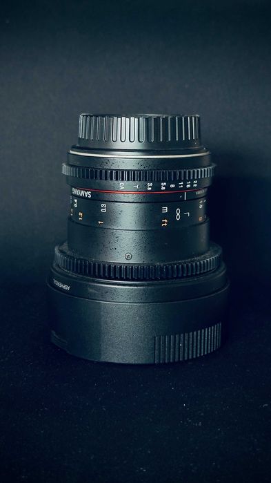 Samyang 14mm T3.1 UMC VDSLR II para Canon ou Blackmagic