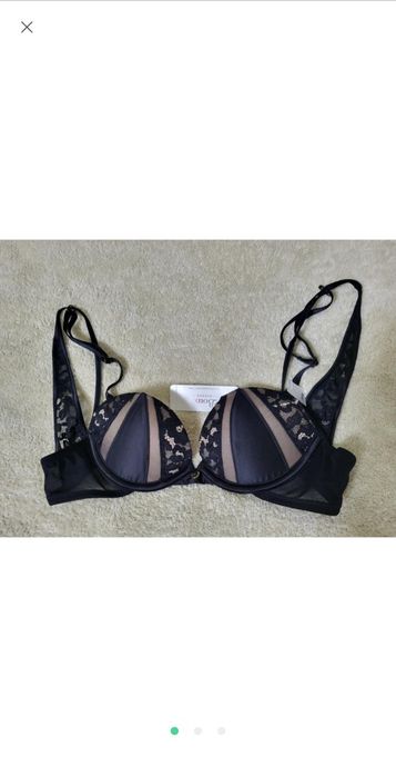 Бюстгалтери розмір 65В