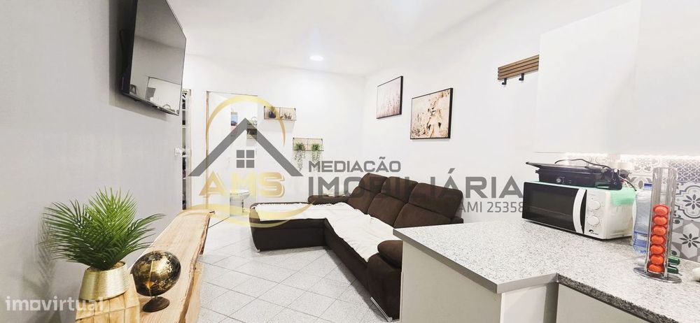 Loja Comercial/Apartamento T1+1