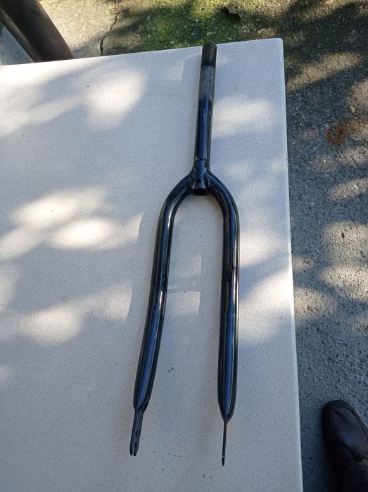 Widelec roweru 26" czarny