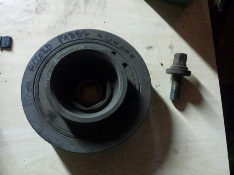 Kolo pasowe Sruba Honda Accord VI 6gen 98-02 1.8 2.0