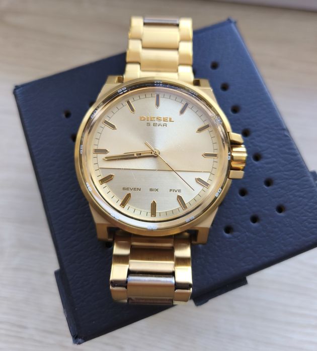 Zegarek DIESEL złoty używany