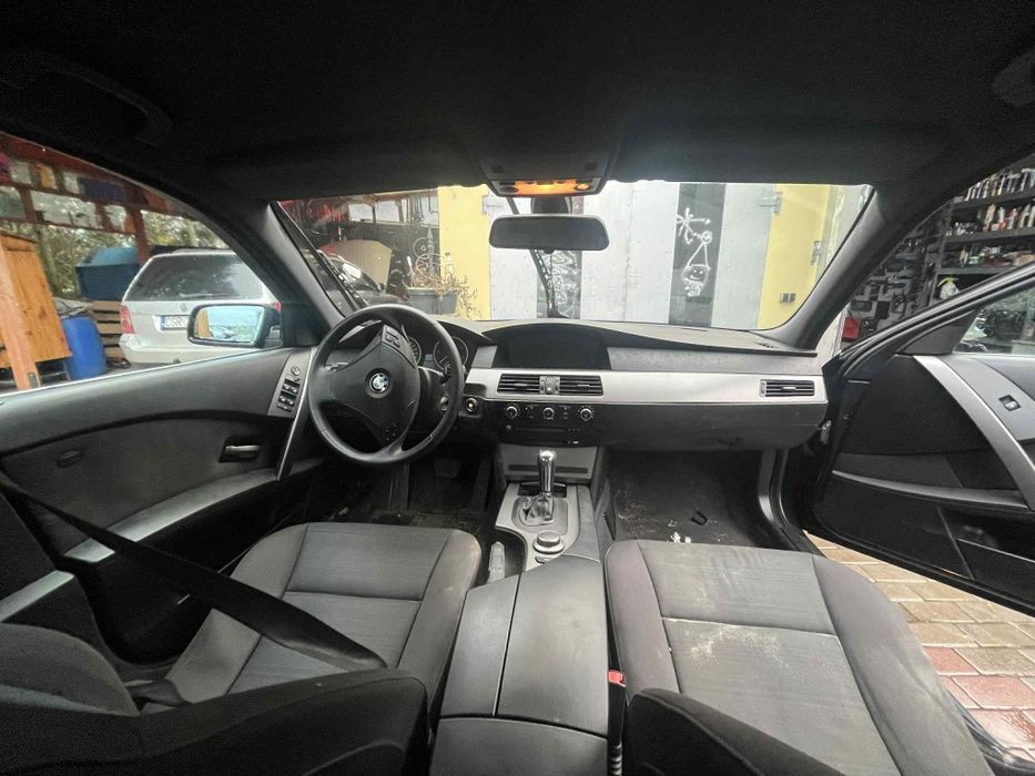 BMW E61 E60 520d  automatyczna skrzynia biegów cała na części  7556047