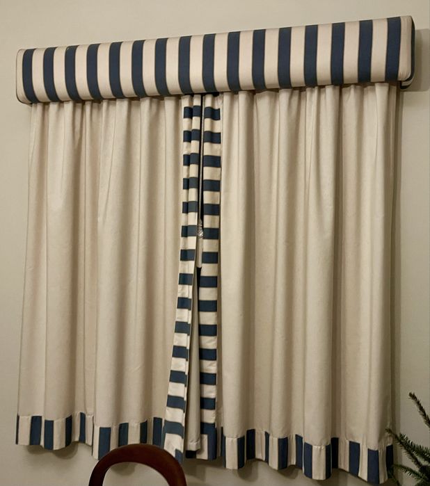 Sanefas riscas azul e cru