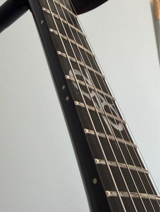 Guitarra elétrica Solar V2.6C G2 | Preto fosco