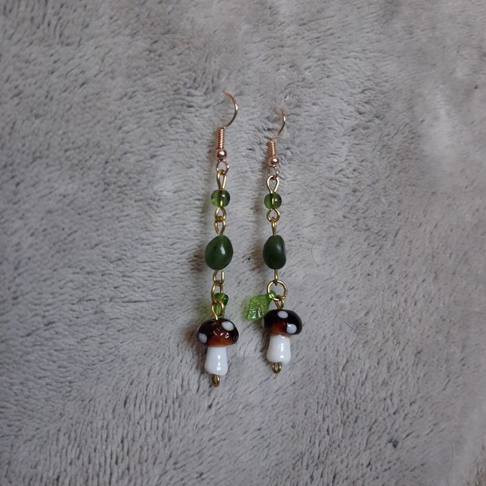 Kolczyki i bransoletka z grzybami