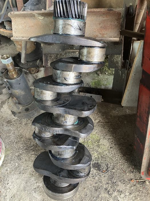 Wał korbowy oryginalny MF4 IMT