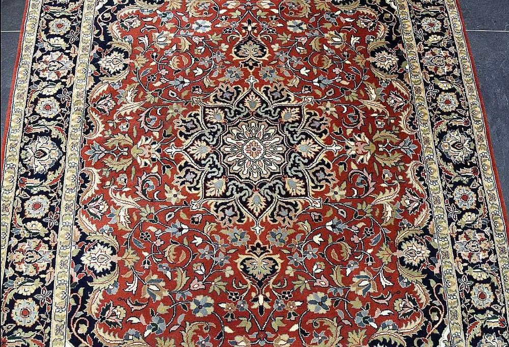 Tapete Persa TABRIZ original, Lã sobre Algodão, feito à mão com 198cm x 140cm