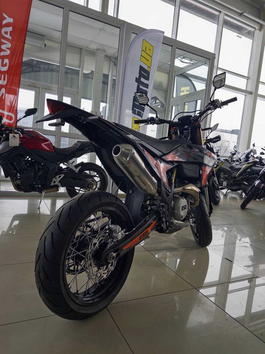 Мотоцикл ESX NC250 SM