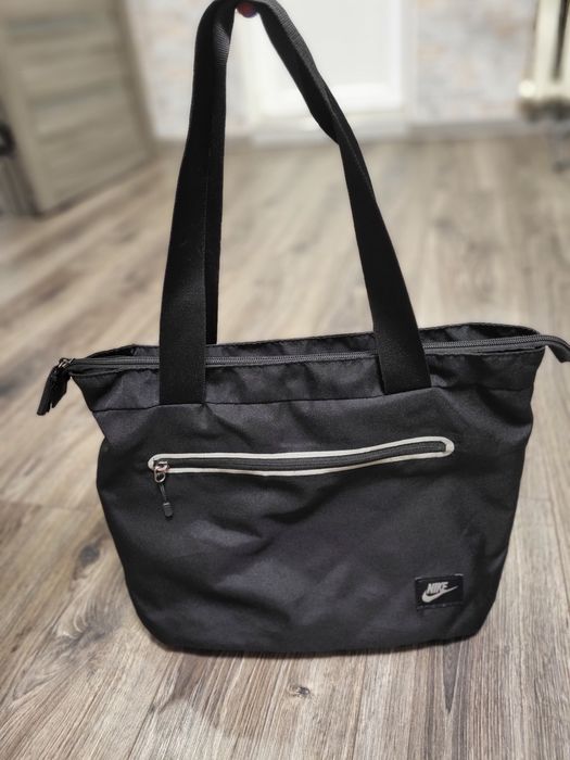 Сумка-тоут Nike Tech Tote