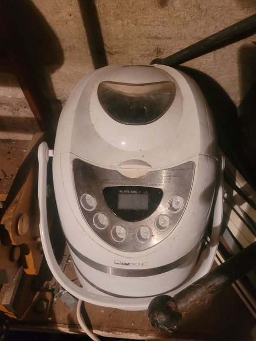 Urządzenie automat do pieczenia chleba  konfitur