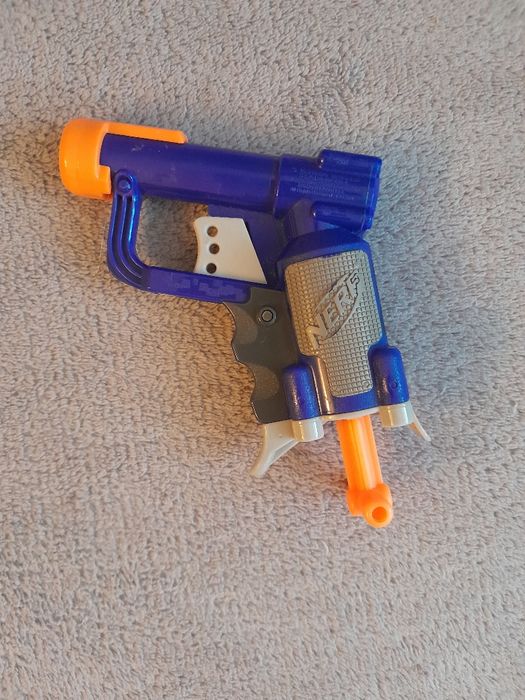 Sprzedam zabawki Nerf
